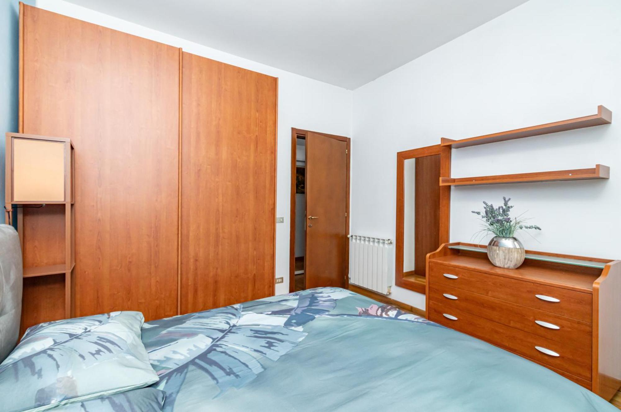 Into The Blu Apartment With Private Parking! Siena Exteriör bild